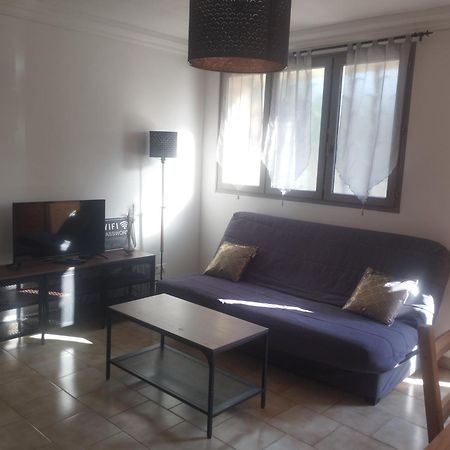 Les Oliviers Apartment Carpentras Exterior foto